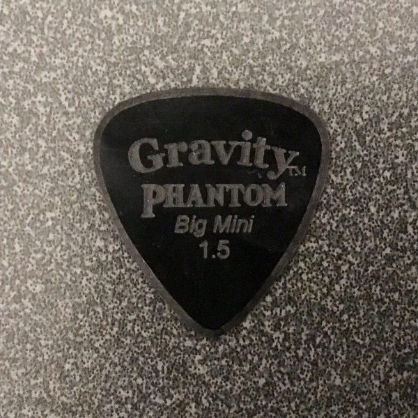 GRAVITY-PICKS-Limited-Ed-Phantom-Big-Mini-Boutique-Guitar-Pick-Black-15mm