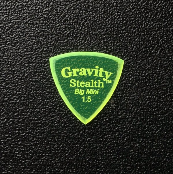 GRAVITY-PICKS-Stealth-Big-Mini-Boutique-Guitar-Pick-15mm-Master-Finish
